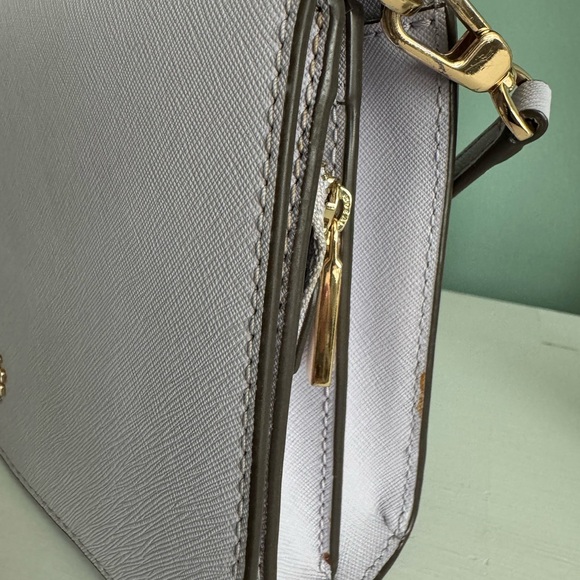 Tory Burch Lilac Crossbody Purse GUC - Picture 5 of 7